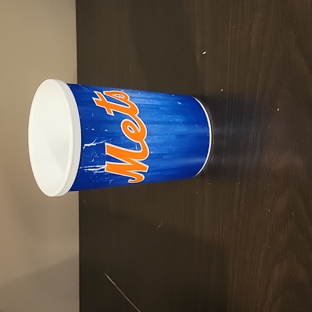Plastic NY Mets cup